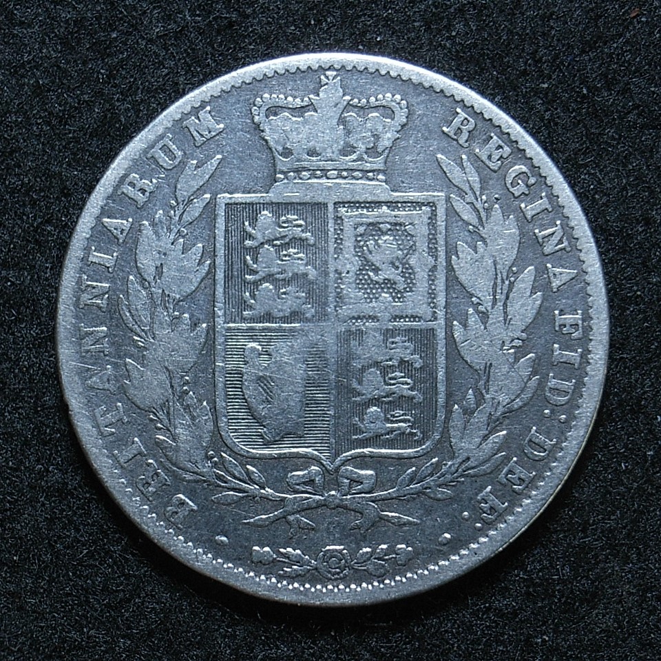 Close up uk-half-crown-1845-rev
